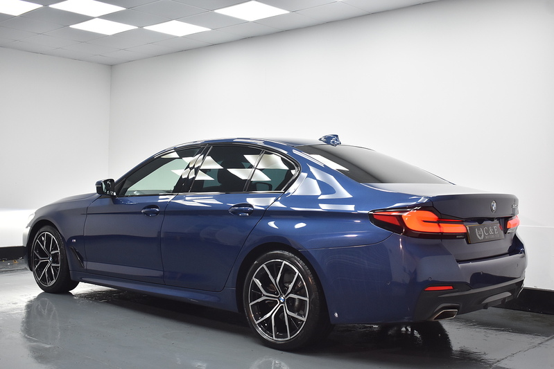 BMW 5 Series 520d MHT M Sport - U6023