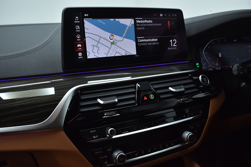 BMW 5 Series 520d MHT M Sport - U6023