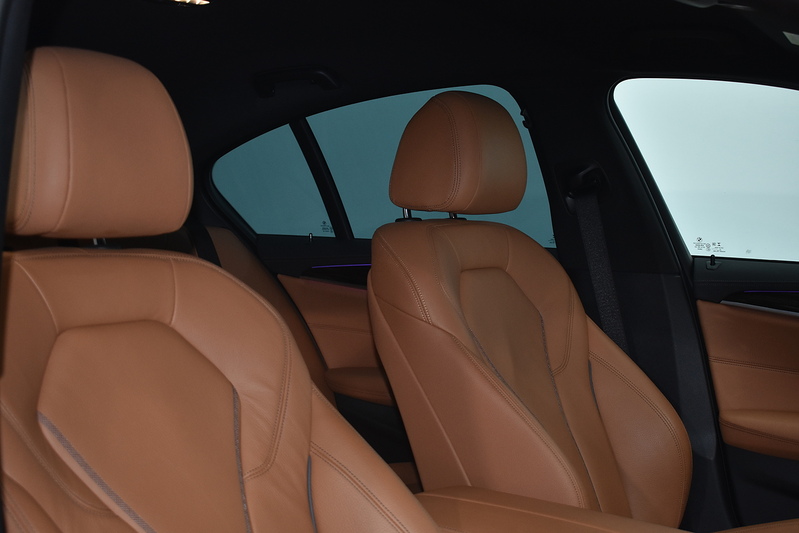 BMW 5 Series 520d MHT M Sport - U6023