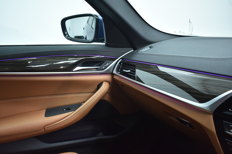 BMW 5 Series 520d MHT M Sport - U6023