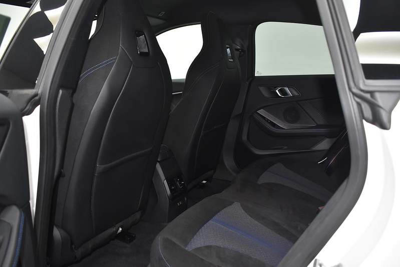 BMW 2 Series Gran Coupe M235i - U6025