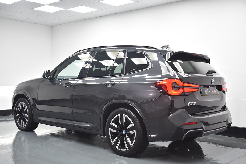 BMW iX3 M Sport - U6027