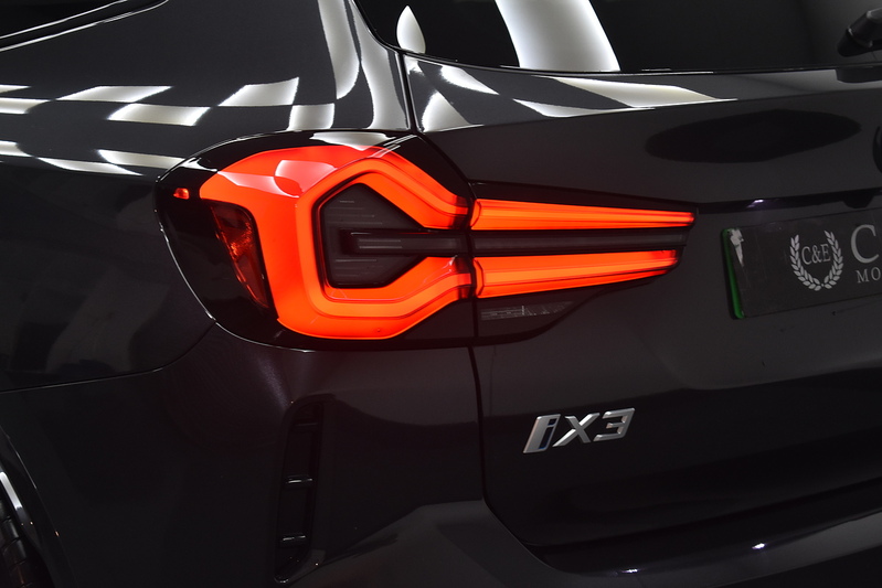 BMW iX3 M Sport - U6027