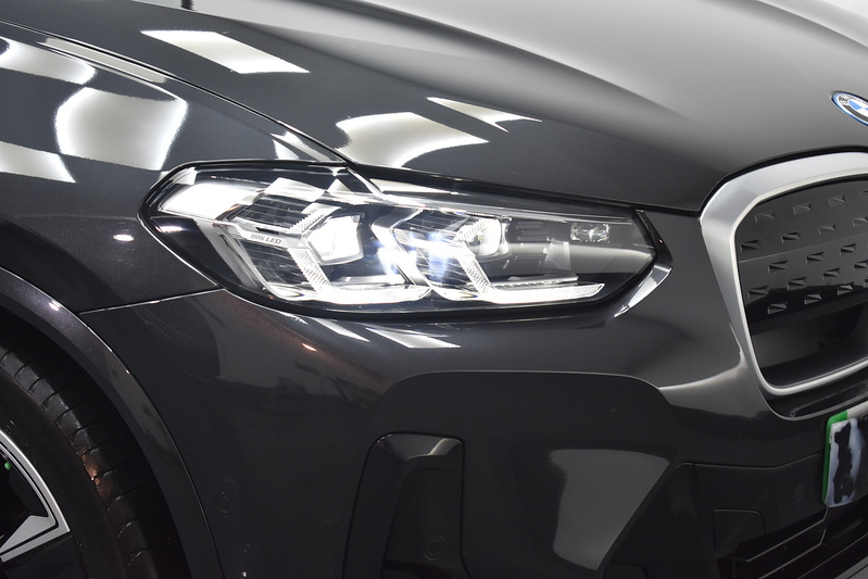 BMW iX3 M Sport - U6027