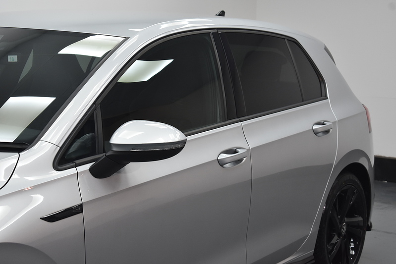 Volkswagen Golf eTSI MHEV R-Line - U6032