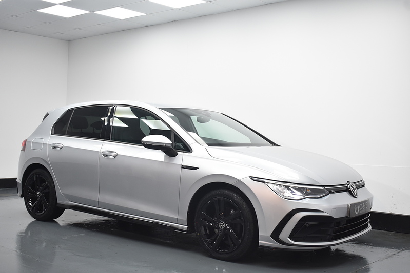 Volkswagen Golf eTSI MHEV R-Line - U6032