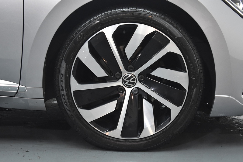 Volkswagen Arteon TSI R-Line - U6035