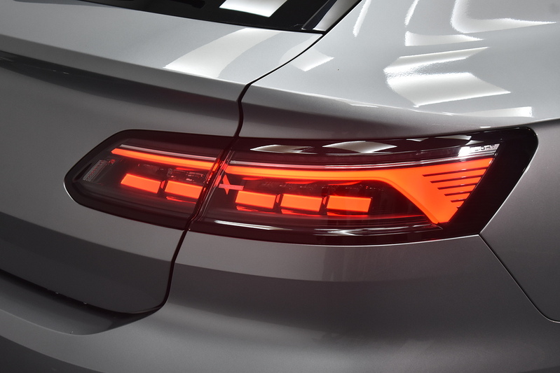 Volkswagen Arteon TSI R-Line - U6035