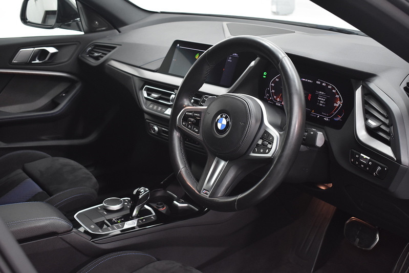 BMW 2 Series Gran Coupe M235i - U6037