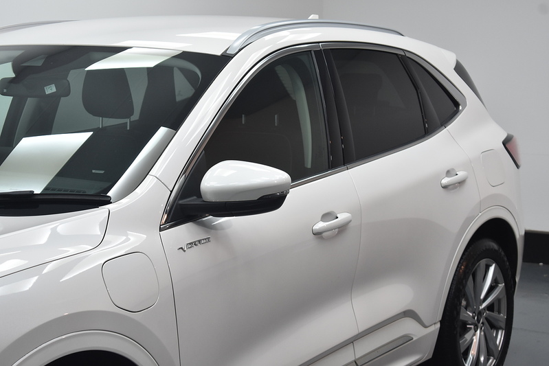 Ford Kuga Duratec Vignale - U6040