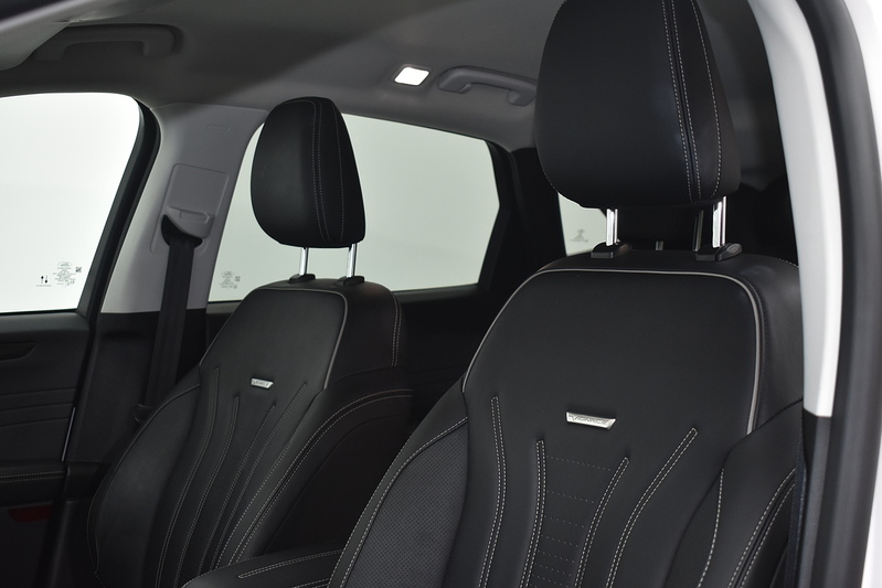 Ford Kuga Duratec Vignale - U6040