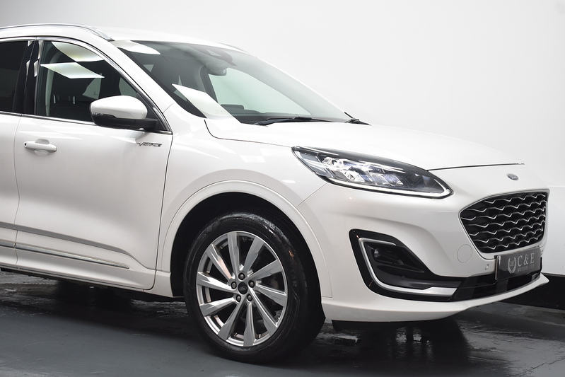 Ford Kuga Duratec Vignale - U6040