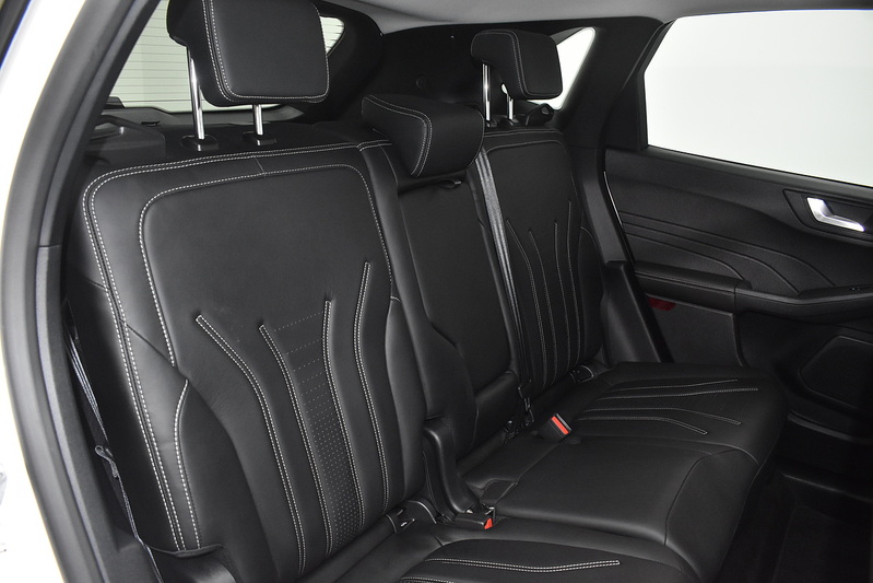 Ford Kuga Duratec Vignale - U6040