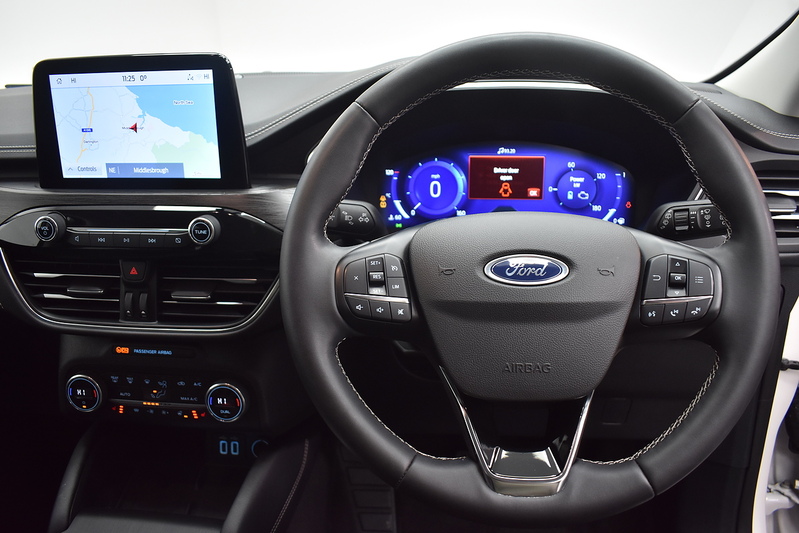 Ford Kuga Duratec Vignale - U6040