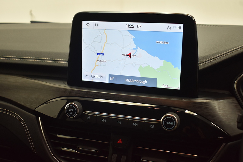 Ford Kuga Duratec Vignale - U6040