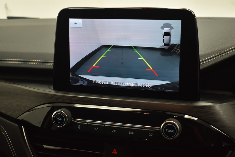 Ford Kuga Duratec Vignale - U6040