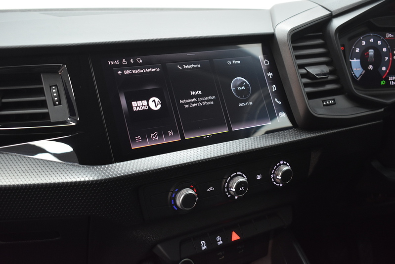 Audi A1 TFSI Technik - U6041