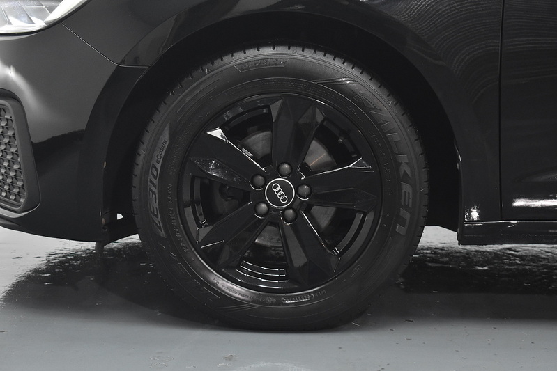 Audi A1 TFSI Technik - U6041