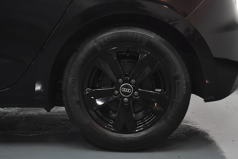 Audi A1 TFSI Technik - U6041