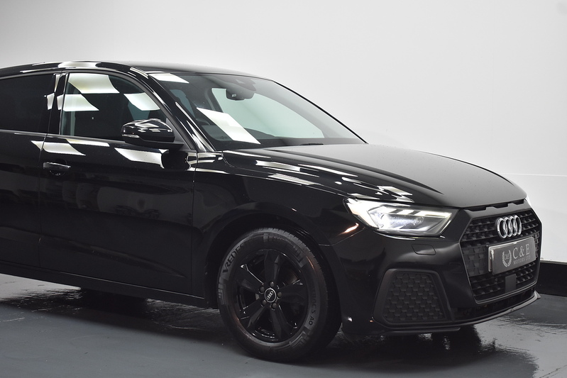 Audi A1 TFSI Technik - U6041