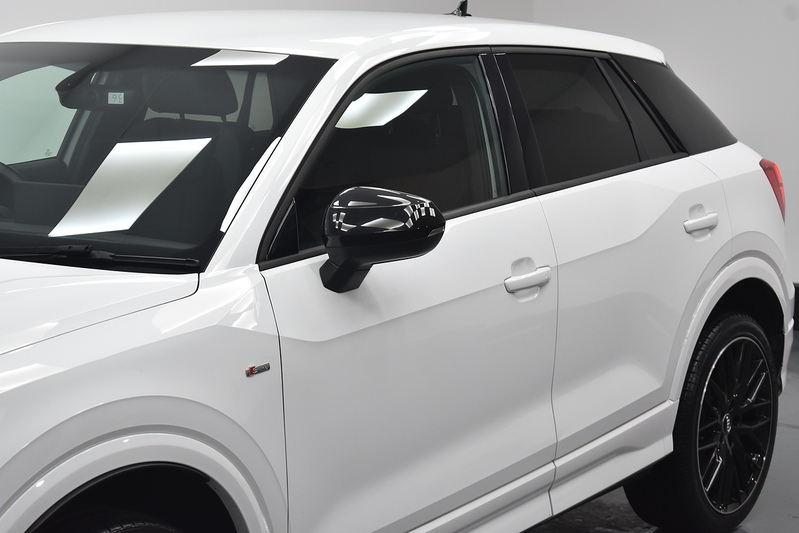 Audi Q2 TFSI CoD Black Edition - U6043