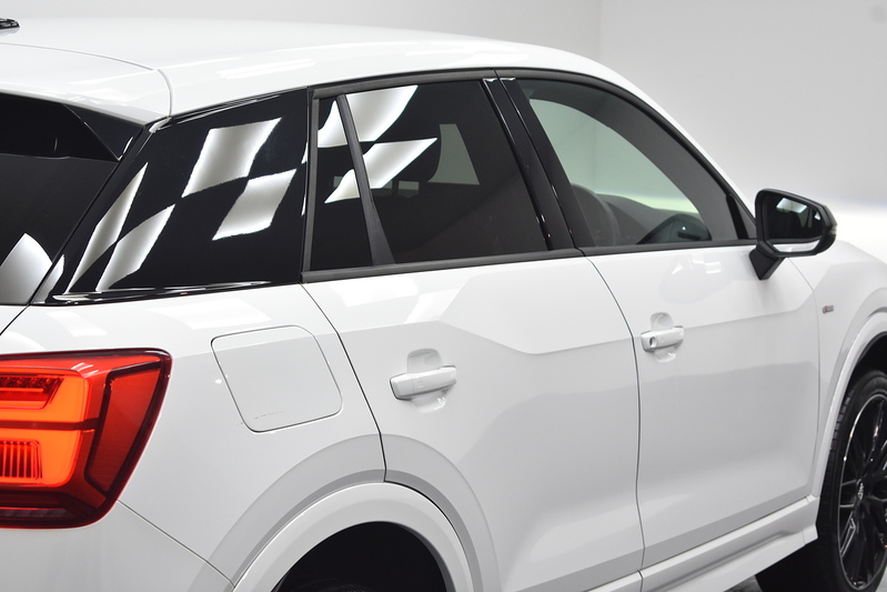 Audi Q2 TFSI CoD Black Edition - U6043