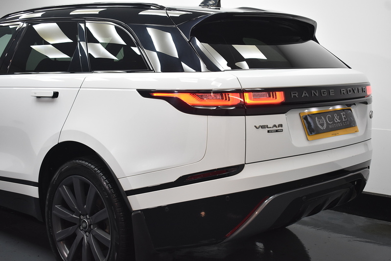 Land Rover Range Rover Velar D180 R-Dynamic HSE - U6046