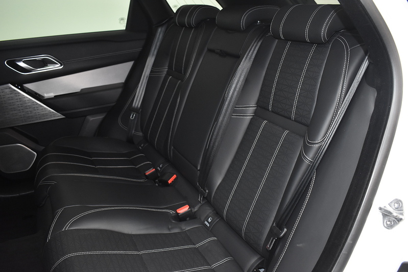 Land Rover Range Rover Velar D180 R-Dynamic HSE - U6046