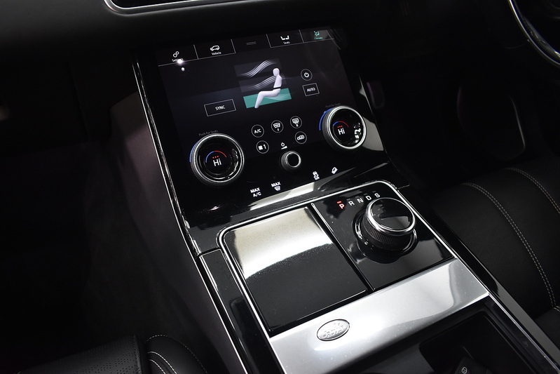 Land Rover Range Rover Velar D180 R-Dynamic HSE - U6046