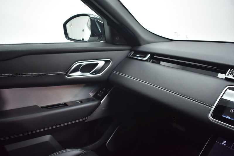 Land Rover Range Rover Velar D180 R-Dynamic HSE - U6046