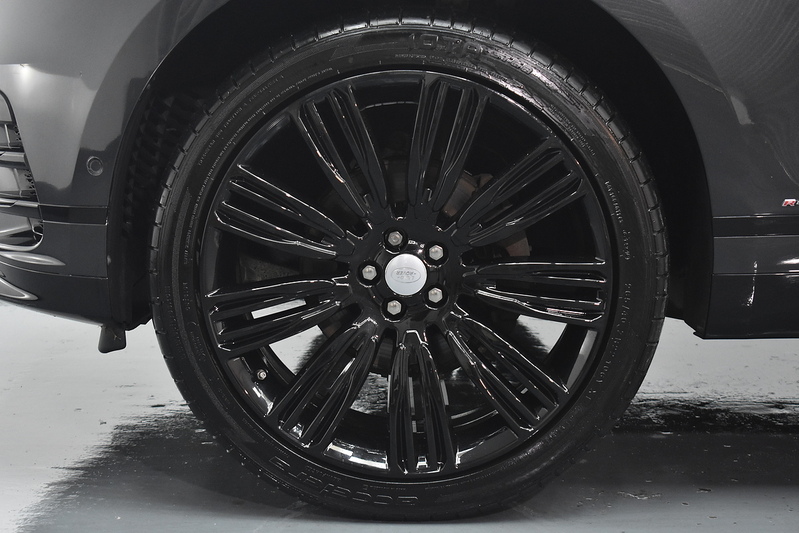 Land Rover Range Rover Velar D240 R-Dynamic HSE - U6048