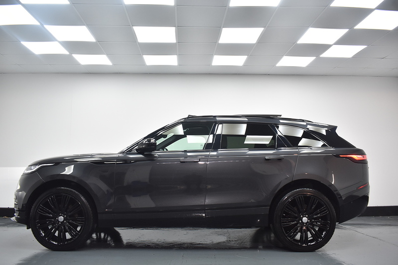 Land Rover Range Rover Velar D240 R-Dynamic HSE - U6048