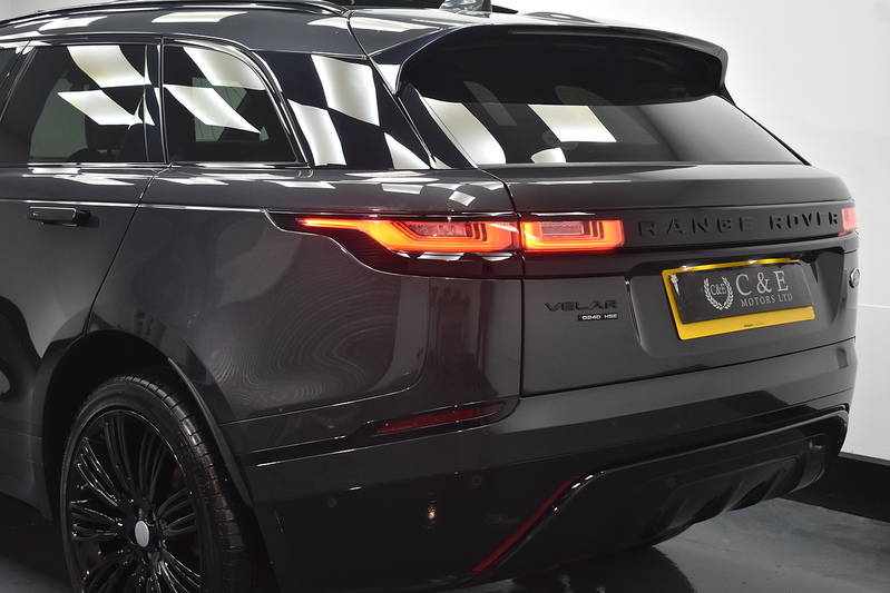 Land Rover Range Rover Velar D240 R-Dynamic HSE - U6048