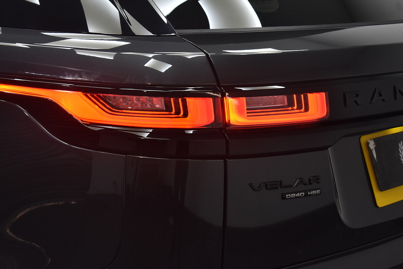 Land Rover Range Rover Velar D240 R-Dynamic HSE - U6048