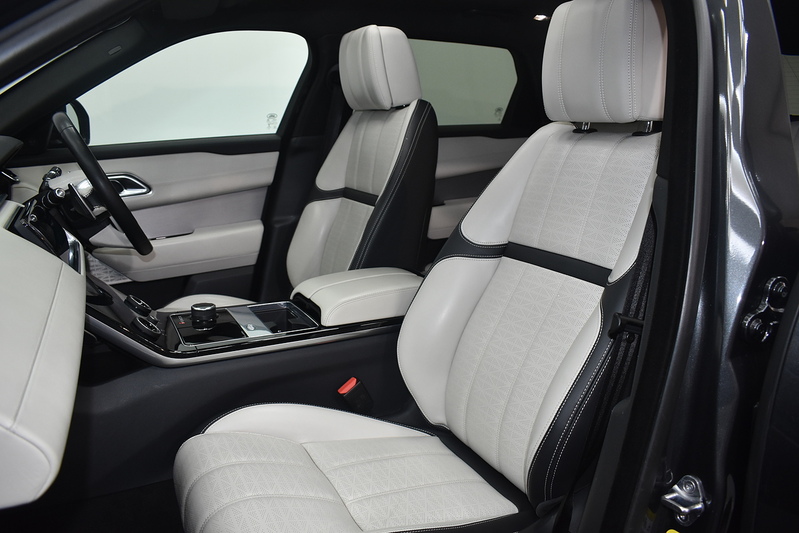 Land Rover Range Rover Velar D240 R-Dynamic HSE - U6048