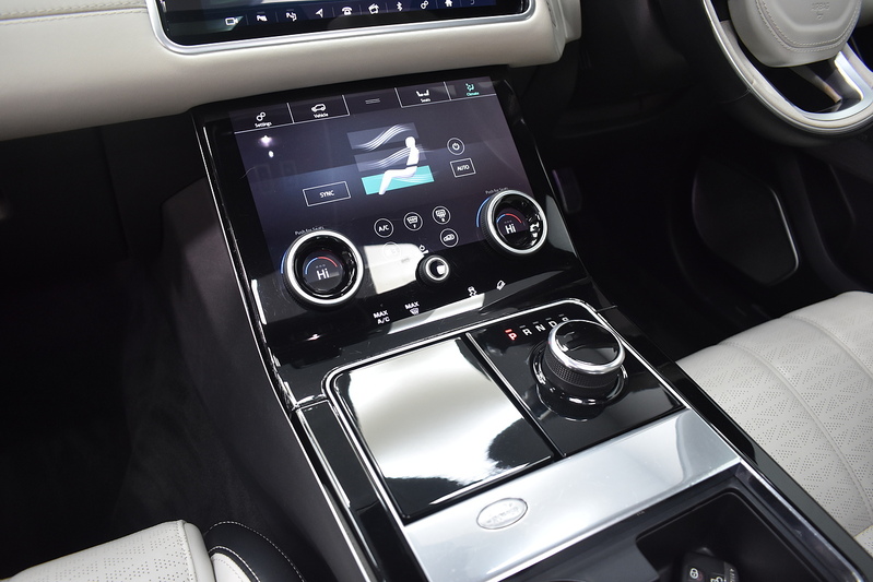 Land Rover Range Rover Velar D240 R-Dynamic HSE - U6048