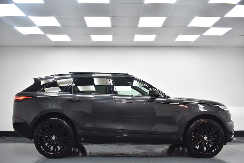 Land Rover Range Rover Velar D240 R-Dynamic HSE - U6048