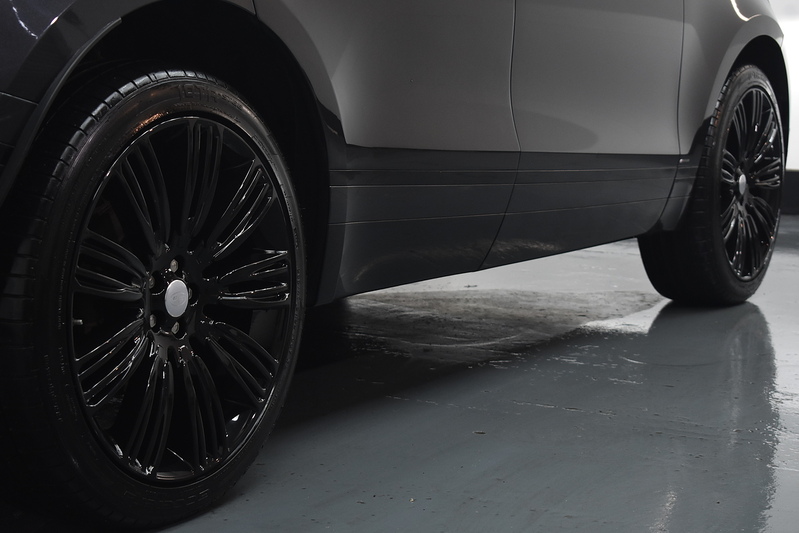 Land Rover Range Rover Velar D240 R-Dynamic HSE - U6048