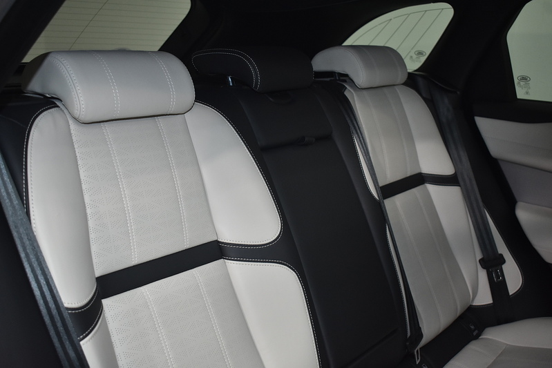 Land Rover Range Rover Velar D240 R-Dynamic HSE - U6048