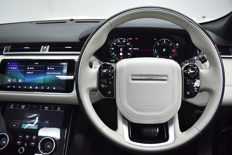 Land Rover Range Rover Velar D240 R-Dynamic HSE - U6048