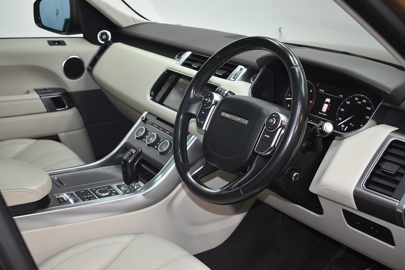 Land Rover Range Rover Sport SD V6 HSE - U6051