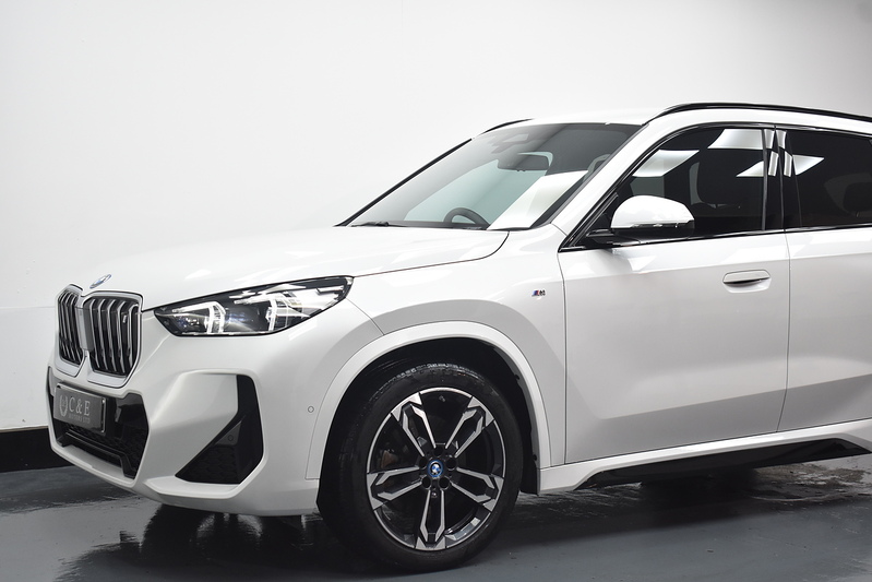 BMW iX1 30 M Sport - U6052