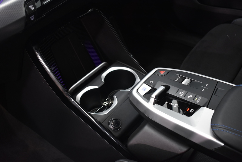 BMW iX1 30 M Sport - U6052