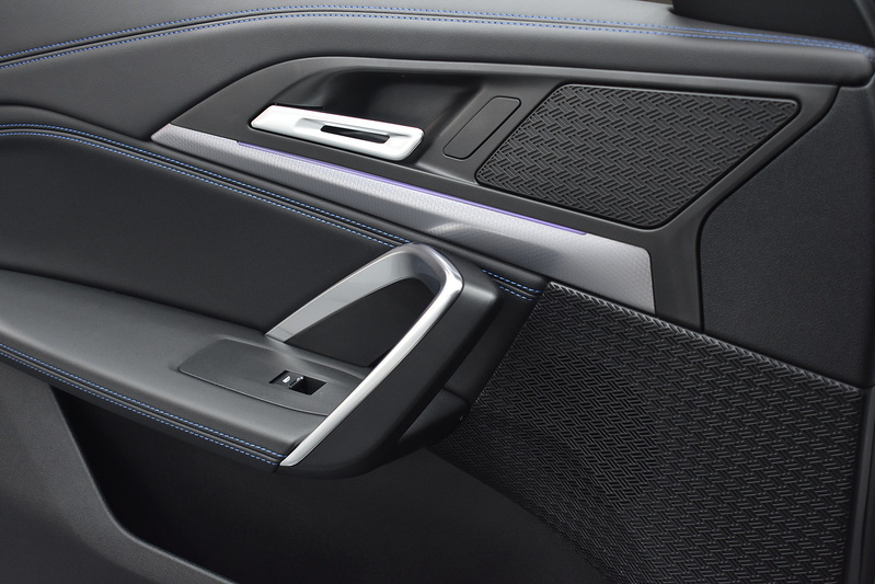 BMW iX1 30 M Sport - U6052