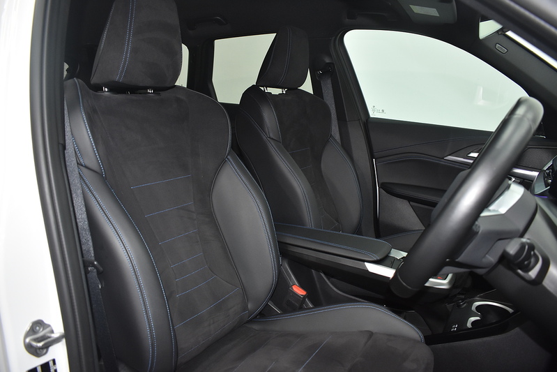 BMW iX1 30 M Sport - U6052