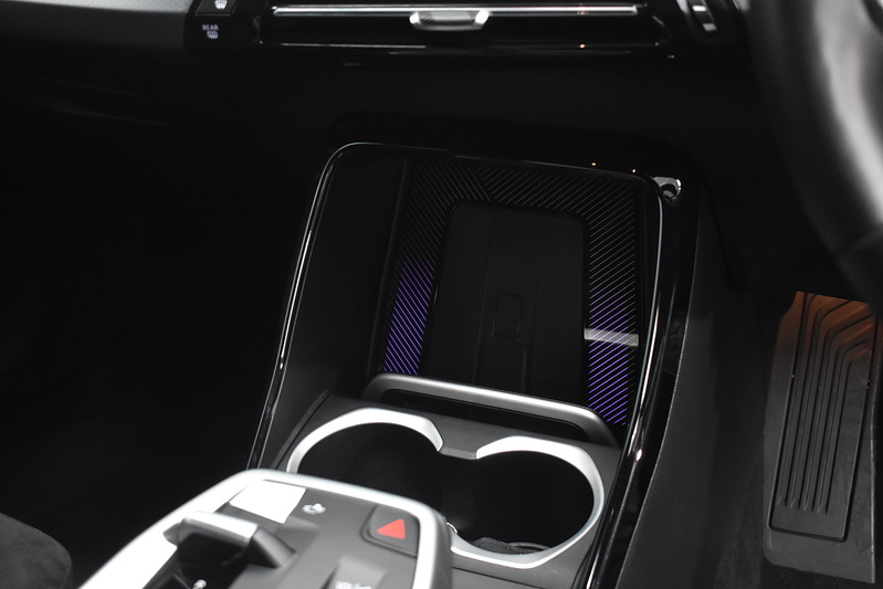 BMW iX1 30 M Sport - U6052