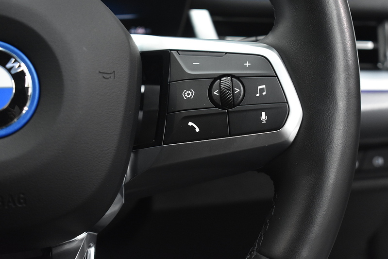 BMW iX1 30 M Sport - U6052