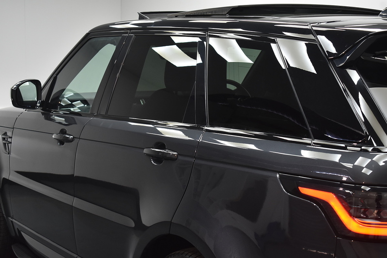 Land Rover Range Rover Sport P400e HSE Dynamic Black - U6060