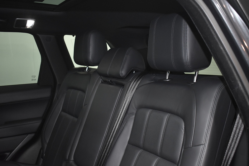 Land Rover Range Rover Sport P400e HSE Dynamic Black - U6060