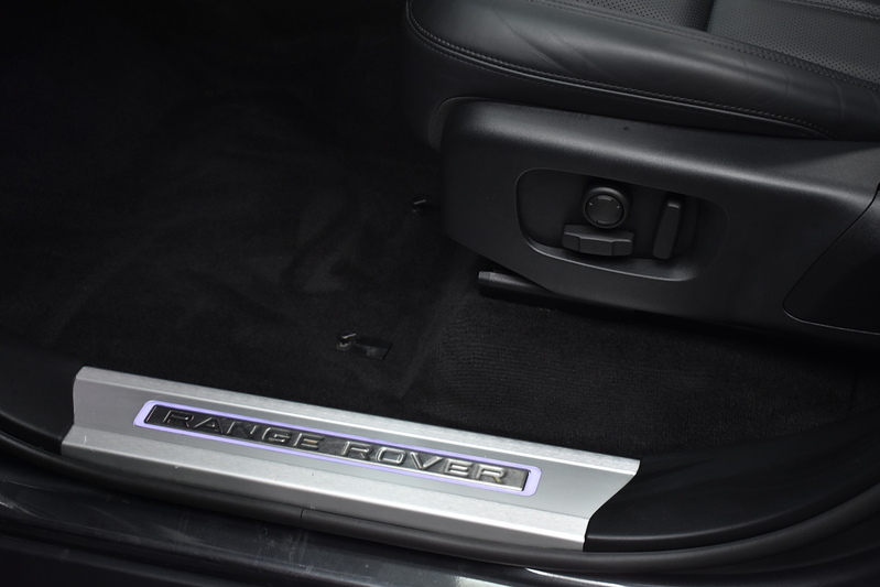 Land Rover Range Rover Sport P400e HSE Dynamic Black - U6060